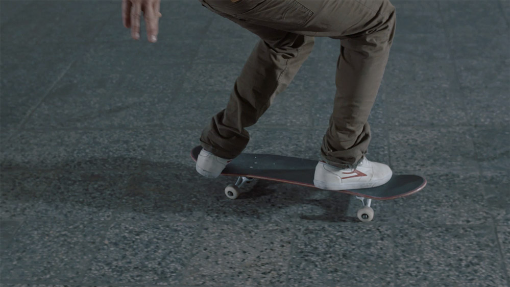 How To: FS 180 Kickflip - Skateboard Trick Tip | skatedeluxe Blog
