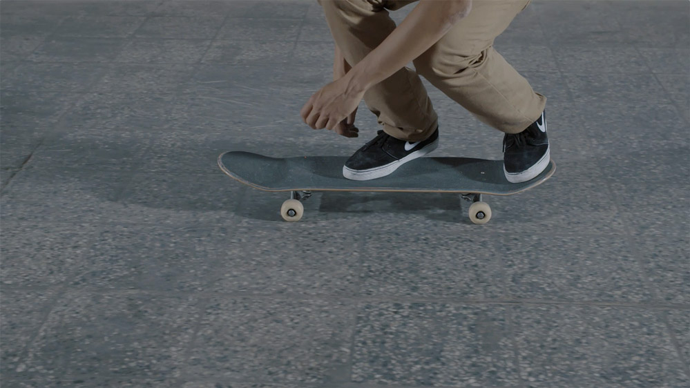 Comment faire le Hardflip - Skateboard Trick Tip | skatedeluxe Blog