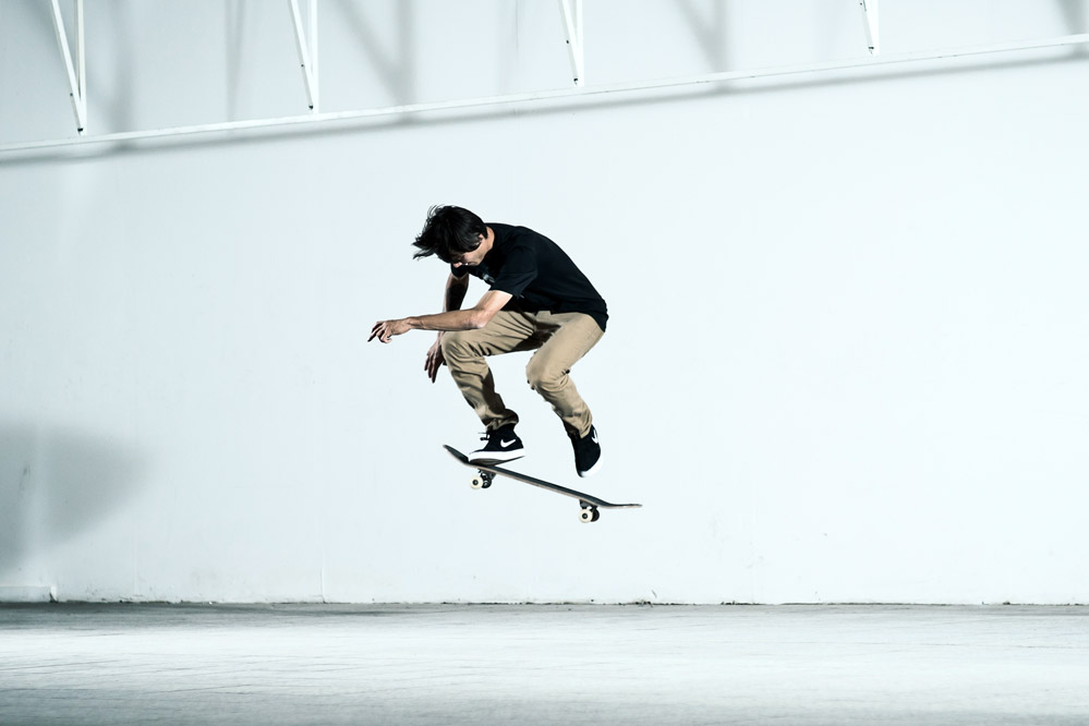 How To: Hardflip - Skateboard Trick Tip | skatedeluxe Blog