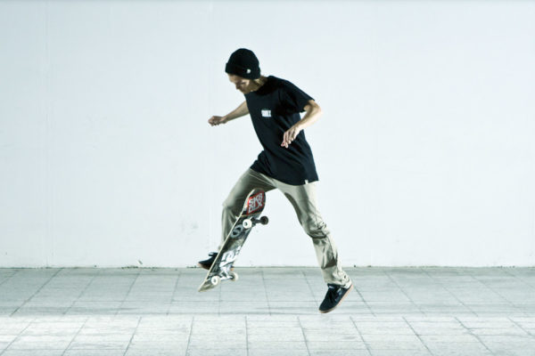 Skateboard Trick Tipp: No Comply 180 | skatedeluxe Blog