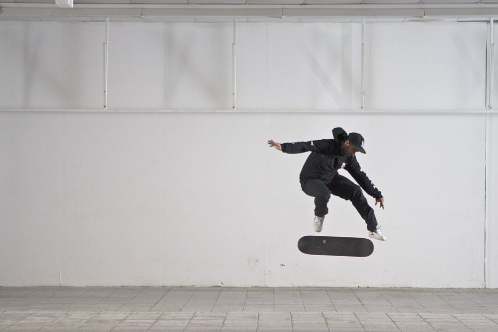 Comment Faire le Kickflip - Skateboard Trick Tip | skatedeluxe Blog