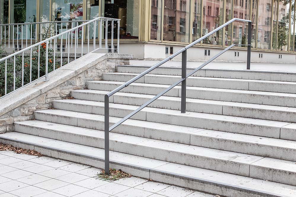 Obstacle Guide - What is a handrail? | skatedeluxe Blog