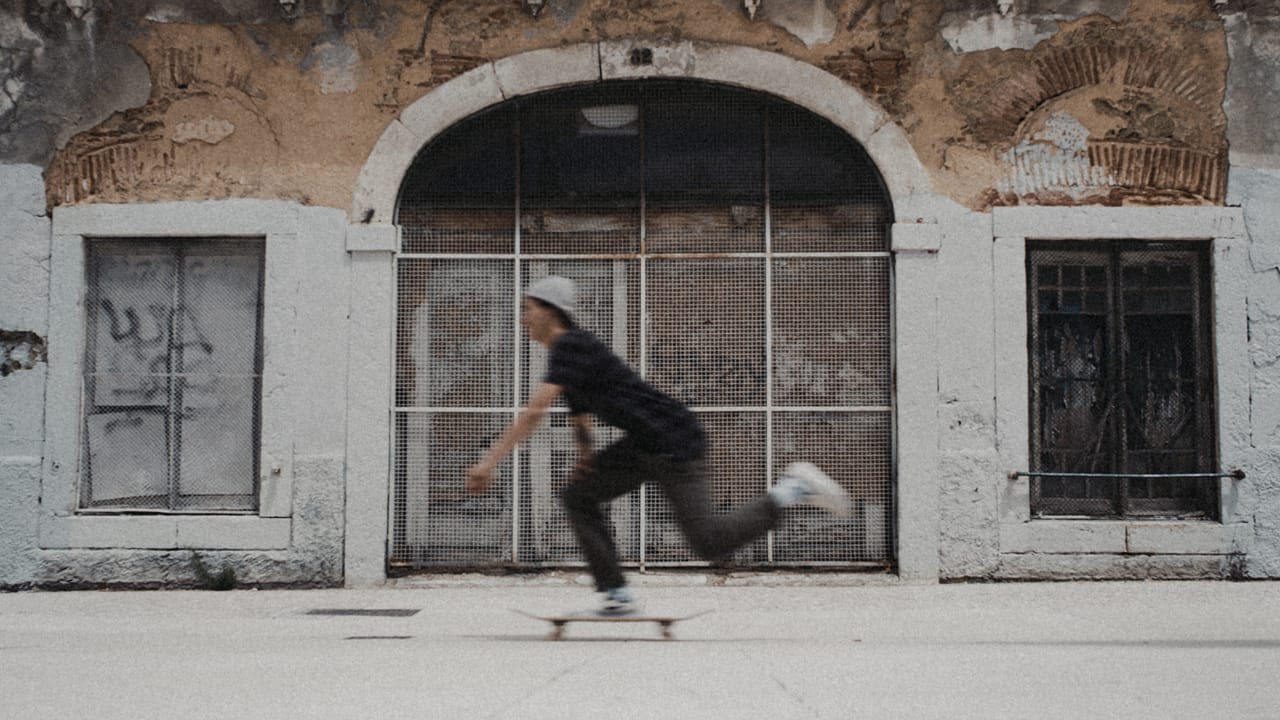 The skatedeluxe Skate Team in Lisbon - Clip out now! | LISDLX